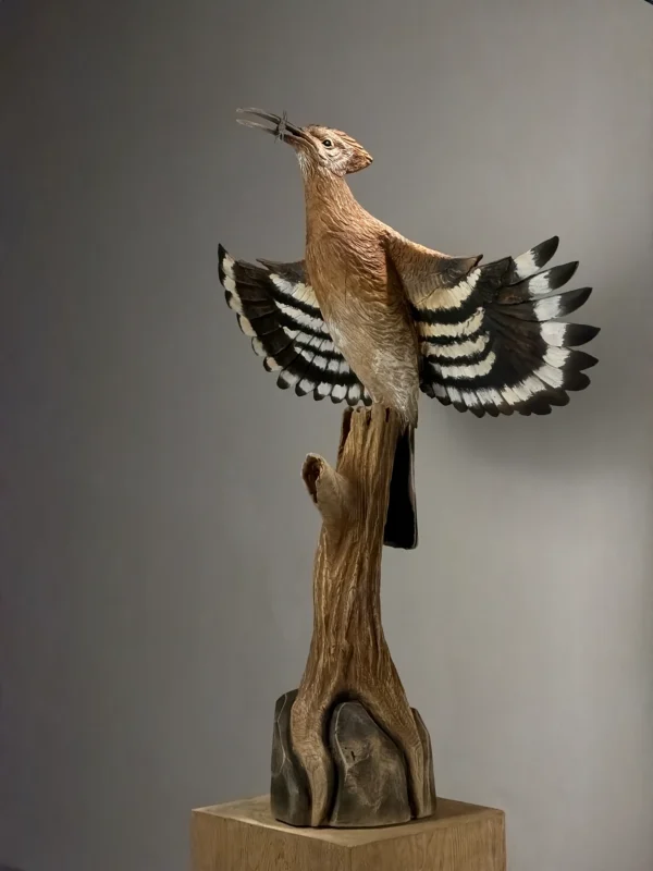 medine paukscio skulptura