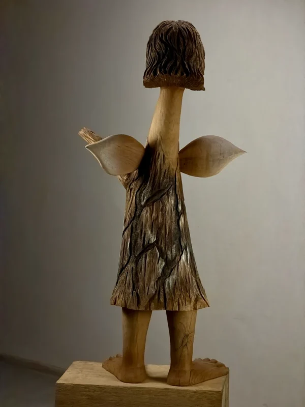 Angelas raudonom lūpom