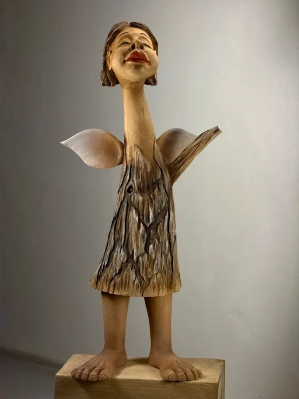 Angelas raudonom lūpom